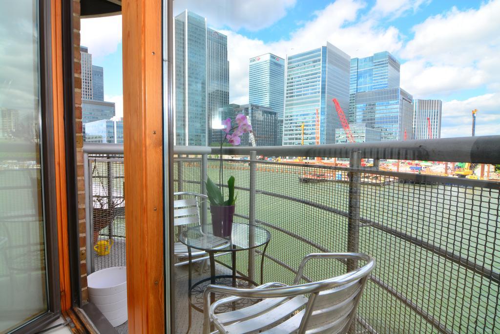 Apartment Wharf - Meridian Place バーキング エクステリア 写真