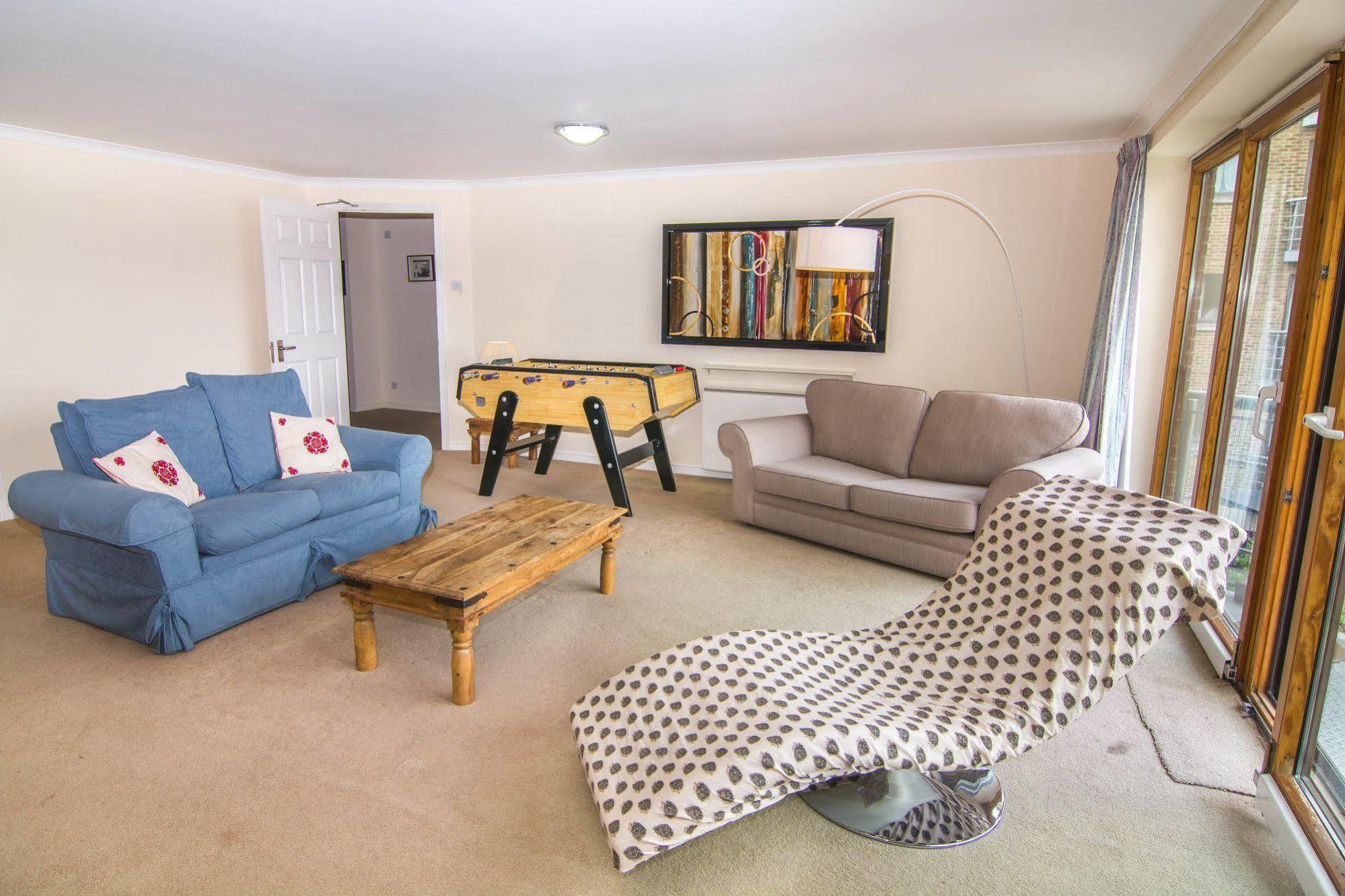 Apartment Wharf - Meridian Place バーキング エクステリア 写真
