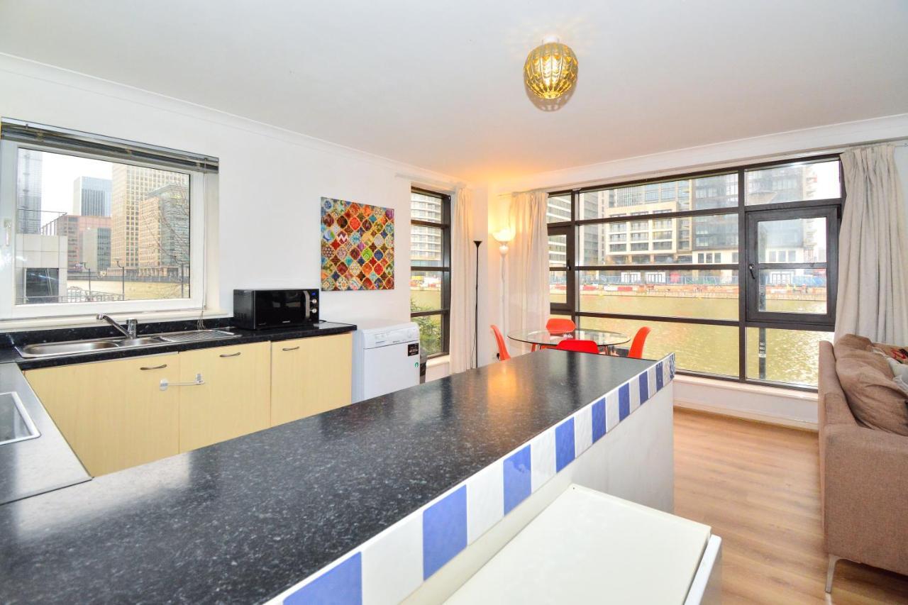 Apartment Wharf - Meridian Place バーキング エクステリア 写真